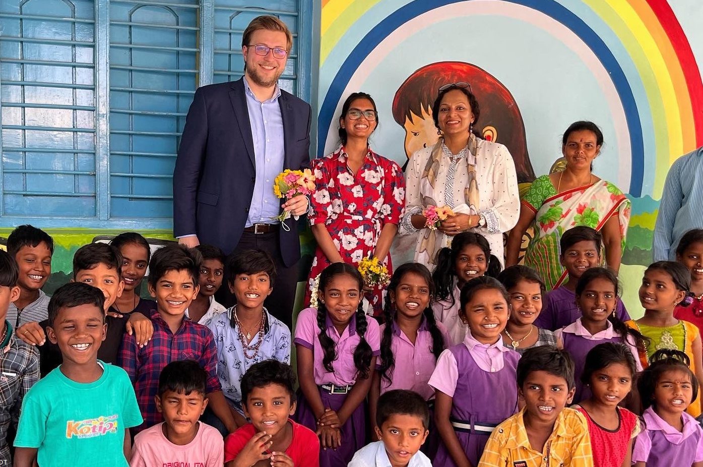 Bei ihrem Besuch der Stiftung in Indien können Sie erleben, wie Ihre Förderspende gegen Armut in Indien wirkt.